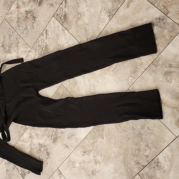 FASHION NOVA NWT BLACK TOP SECRET RIBBED KNIT JUMPSUIT SIZE 3X STRETCH - Picture 5 of 8